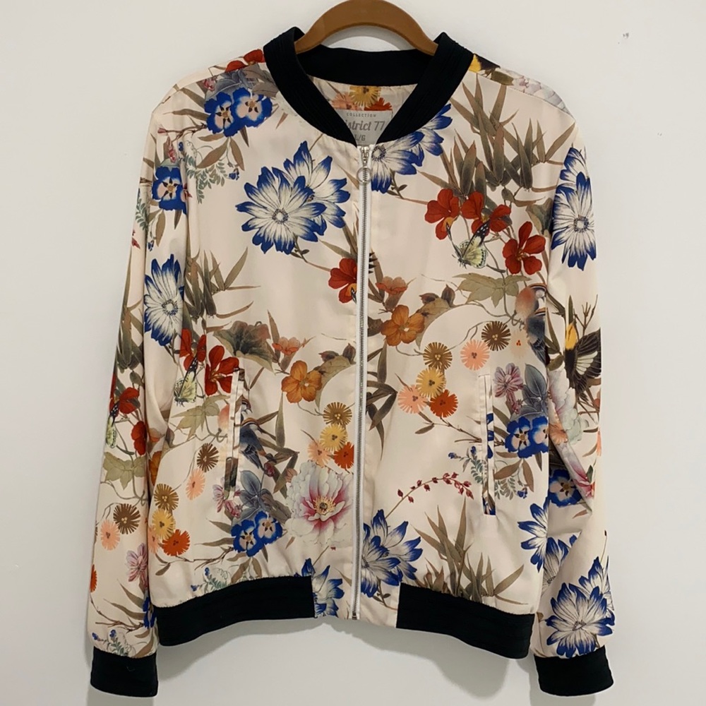 Feminine Floral Bomber Jacket